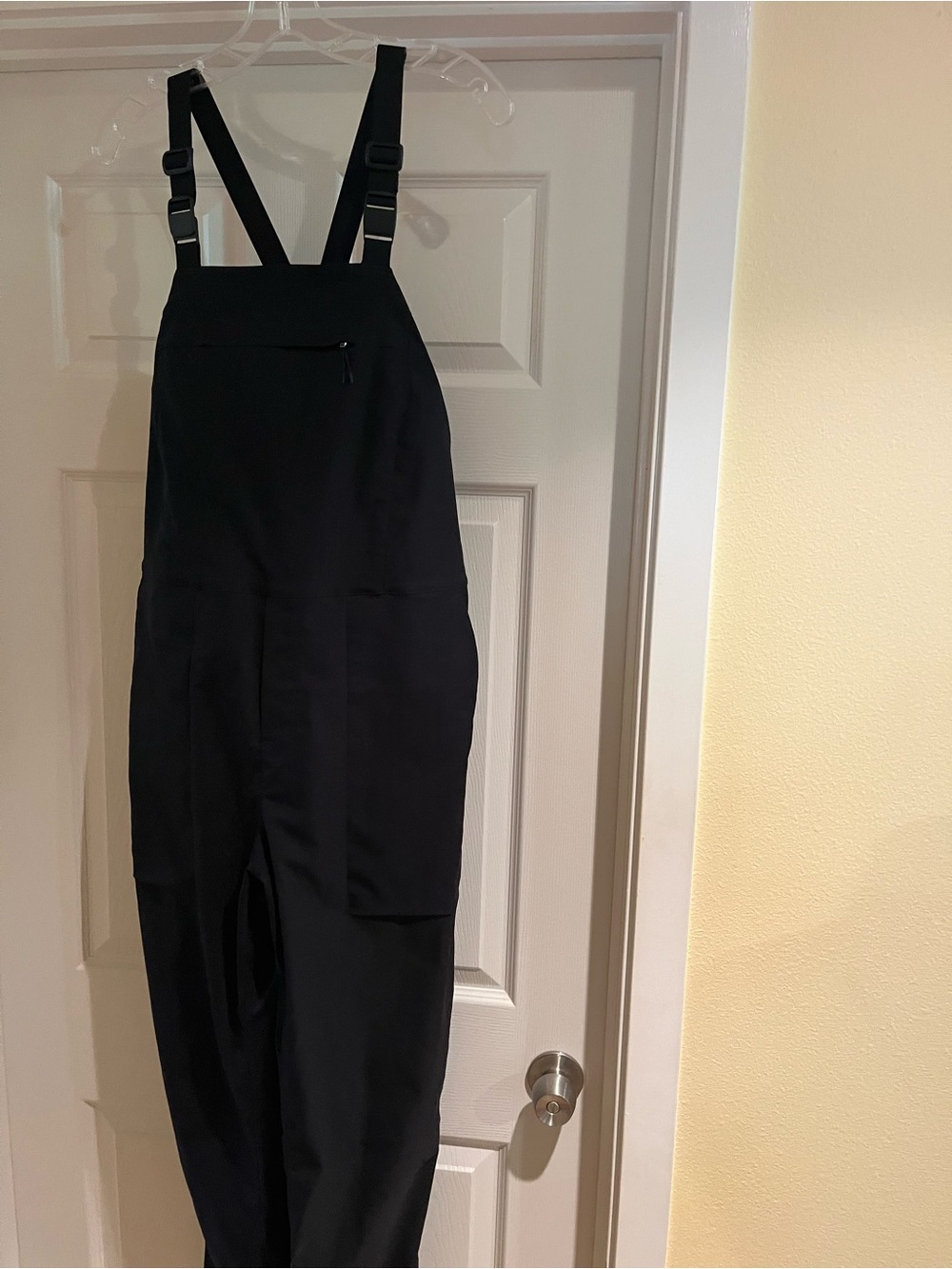 Lululemon Labs Rare Overalls Water Repellent Fabric Lots Of Storage Black Sz 6